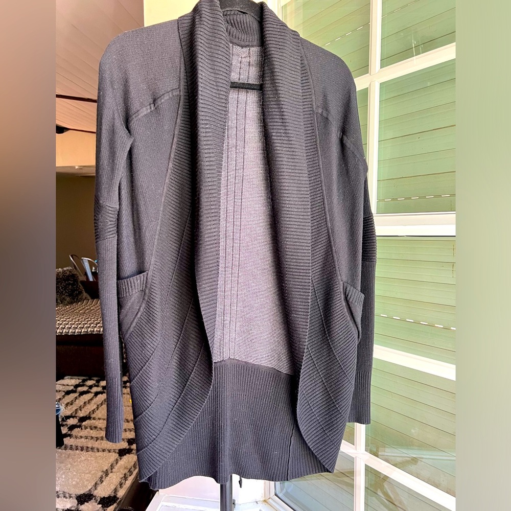 Lululemon reversible convertible knit wrap